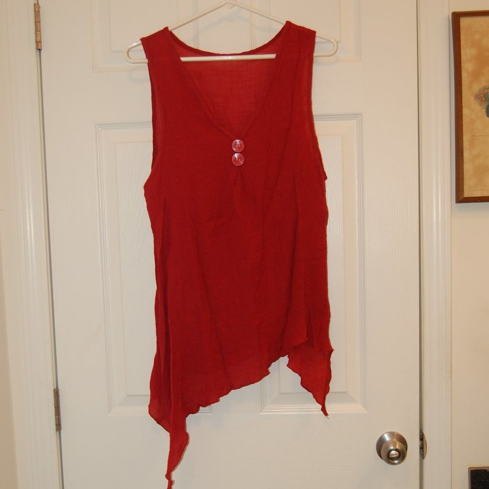 NO NAME TAG  Rust Colored Flowy Sleeveless Shirt